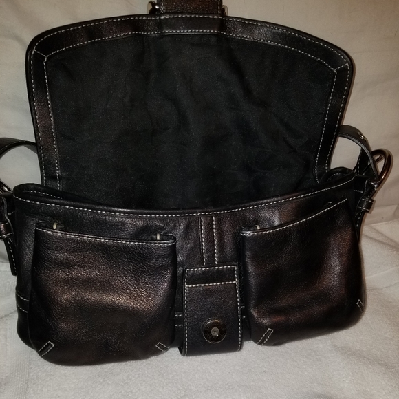Coach purse - Picture 3 of 6
